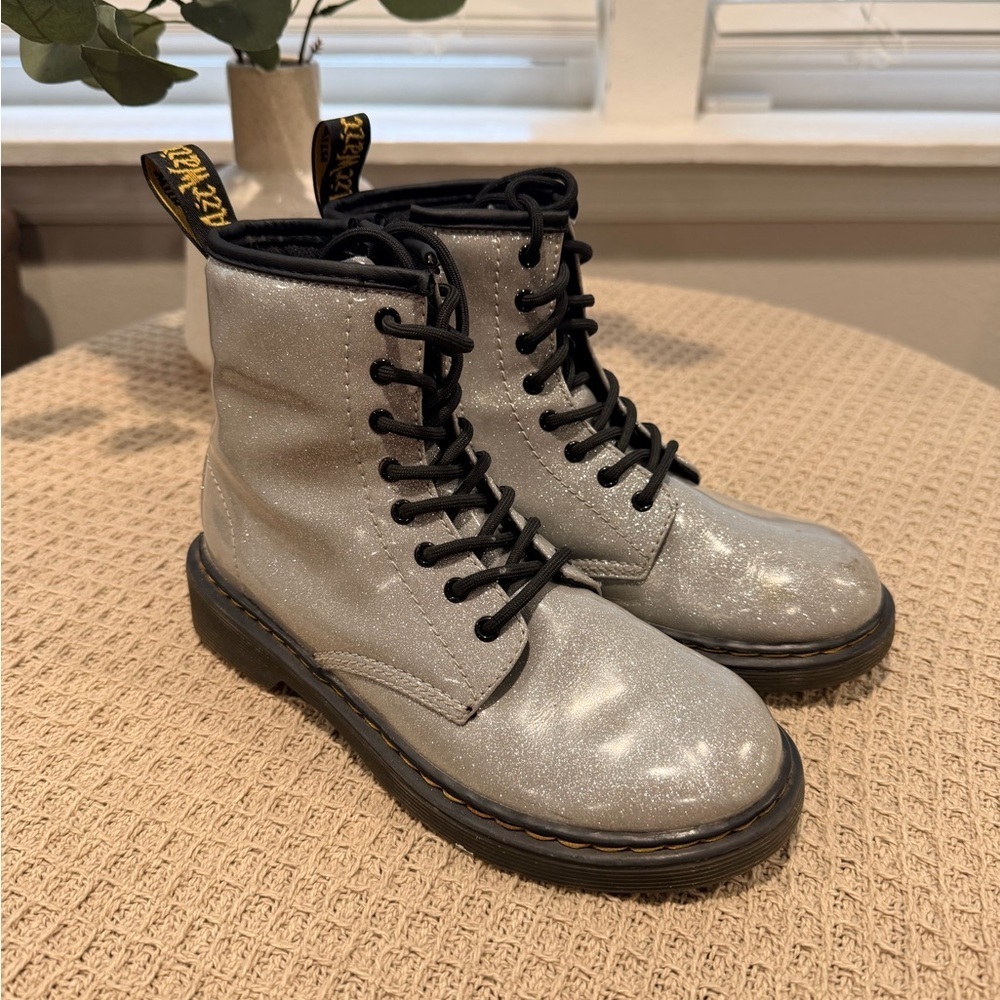 Doc Dr. Martens 1460 Silver Glitter J Boot AirWair Womens Size 3